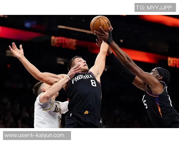 阿德巴约表现低迷10投仅中3全场仅得6分14篮板4助攻1断1帽 阿德巴约表现低迷10投仅中3全场仅得6分14篮板4助攻1断1帽